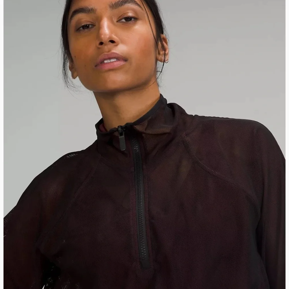 Lululemon | Reversible Mesh Jacket - Picture 3 of 7